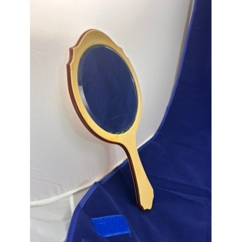 Vintage 1940s Butterscotch Lucite Hand Mirror Scalloped Vanity Art Deco - Picture 4 of 6